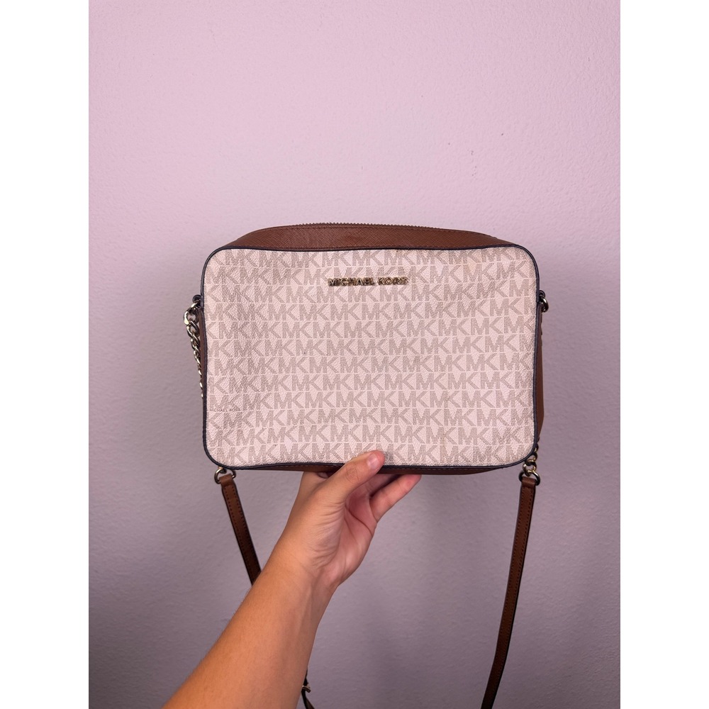 Michael Kors Jet Set Large East West Crossbody Bag Vanilla Acorn MK Logo